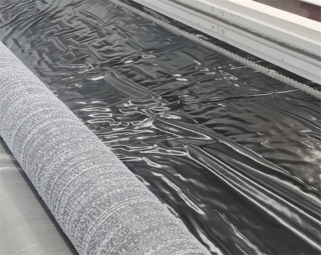 覆膜式膨潤(rùn)土防水毯有什么優(yōu)點(diǎn)